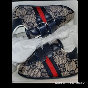 GUCCI BABY SNEAKERS